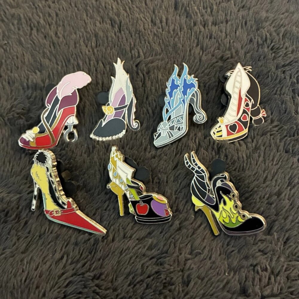 Disney Villains High Heel Shoes Full 7 Pin Set - Auth. 2013 DLR WDW Trading-Rare